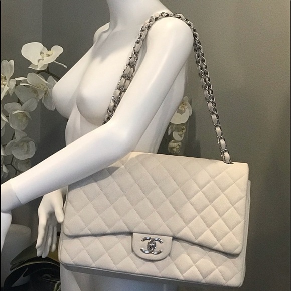 CHANEL Handbags - CHANEL Caviar leather Maxi